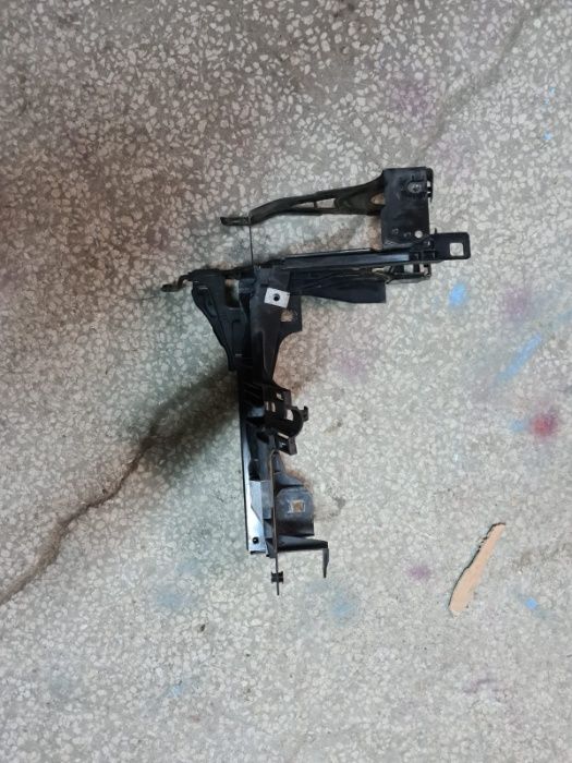 Suport far stanga oem BMW seria 5 F10 F11