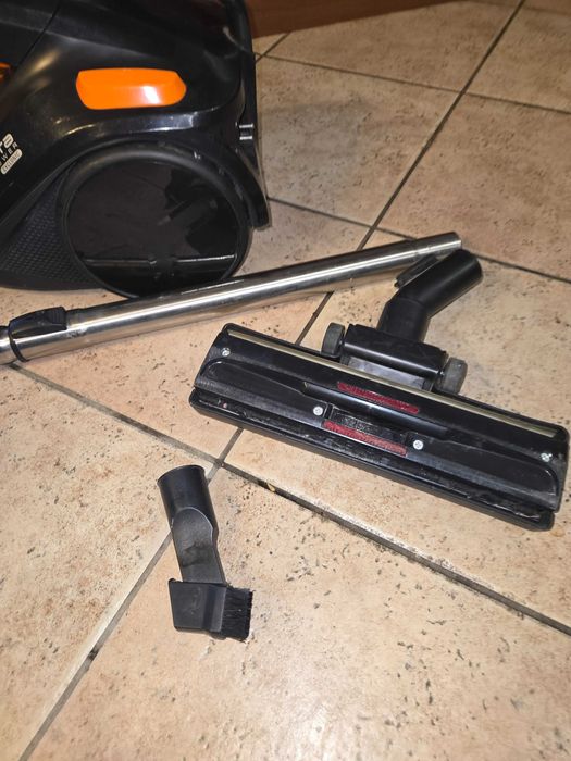 Прахосмукачка Rowenta compact power cyclonic