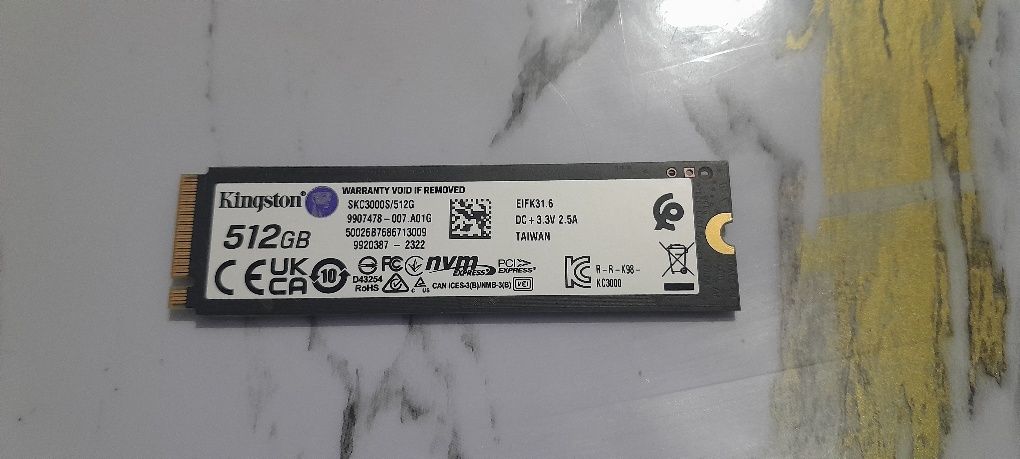 Продам ssd диск kingston kc 3000 PCle 4.0 NVMe M. 2