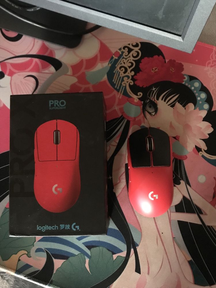 Мышка logitech Pro SUPERLIGHT