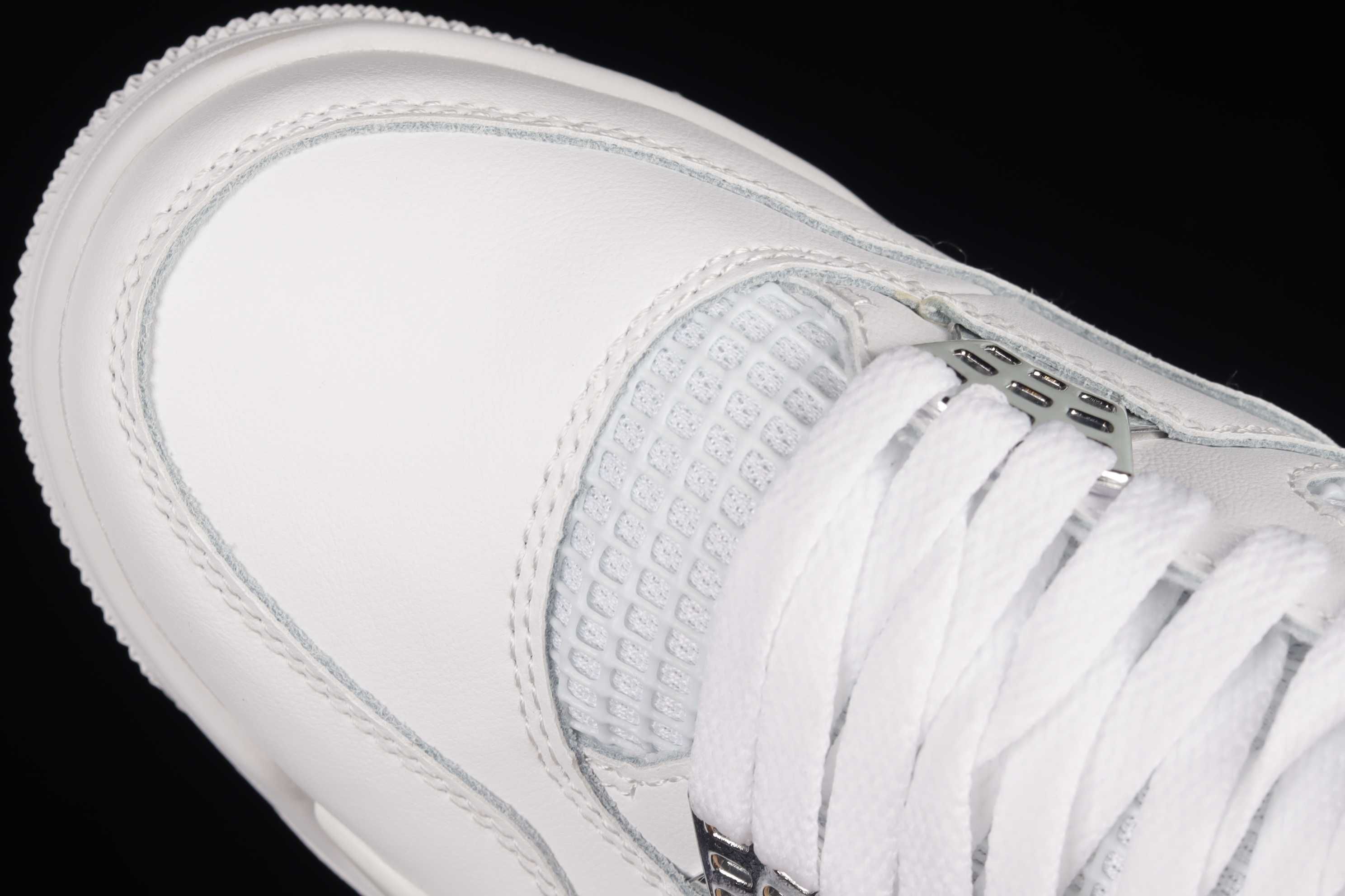 Обувки Nike Air Jordan 4 Retro Pure Money