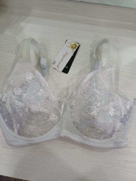 Аёллар янги лифчиги