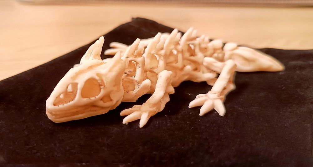 Продам игрушку-антистресс дракона