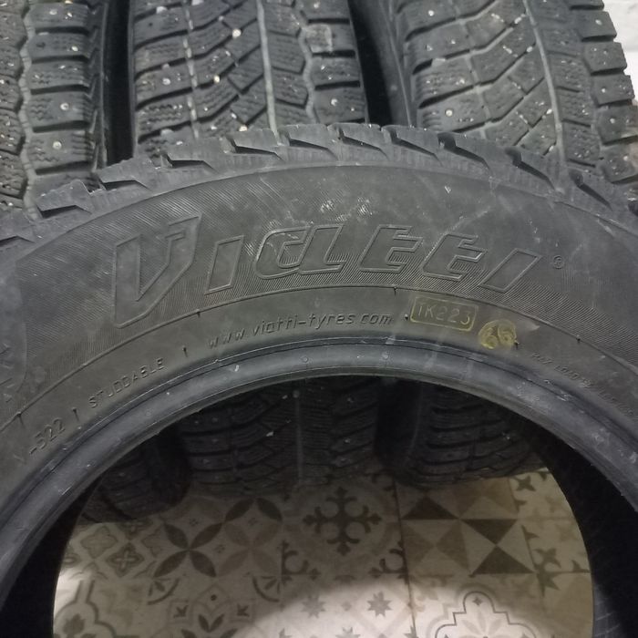 Продам зимние шины