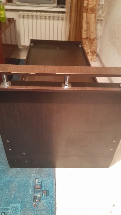 Отдам даром кровать .целый, в хорошем состоянии