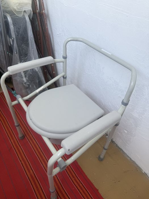 Кресло -туалет (биотуалет )