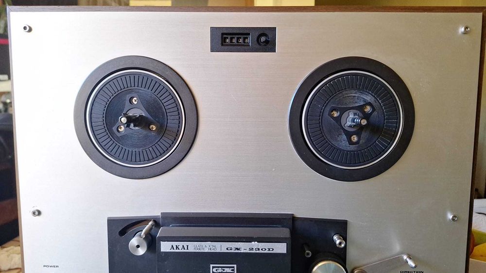Magnetofon Akai GX-230D