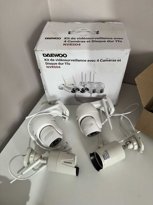Kit camere supraveghere Daewoo NVR 504 Wireless