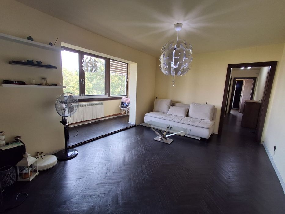 Apartament 3 camere centru Piata Centrala complet mobilat utilat