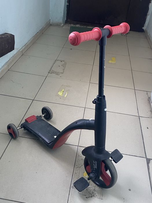 Продам самокат три в одном