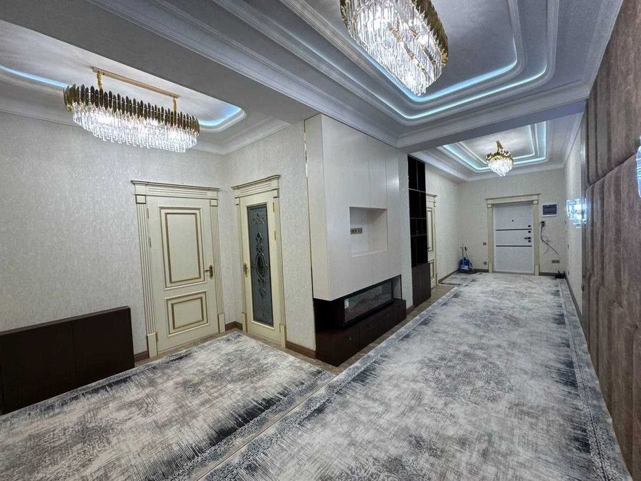 3х комнатная квартира на 3 этаже 123кв/м, в Самарканде