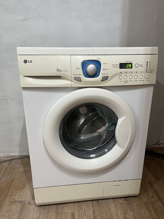 Продам стиральную машинку