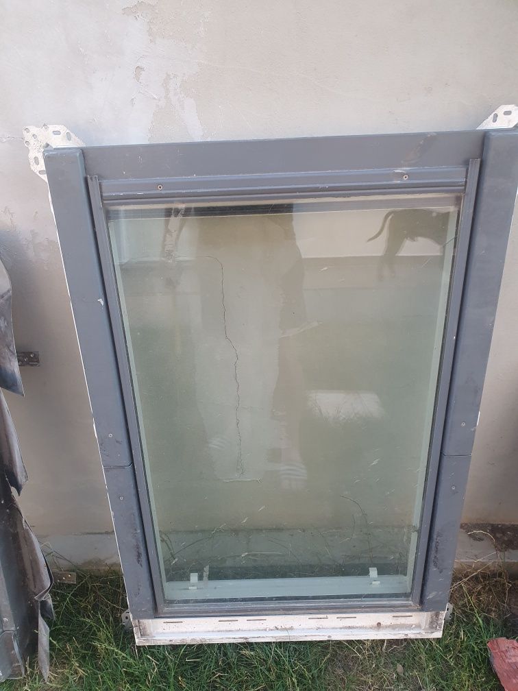 Velux 3 buc.   .