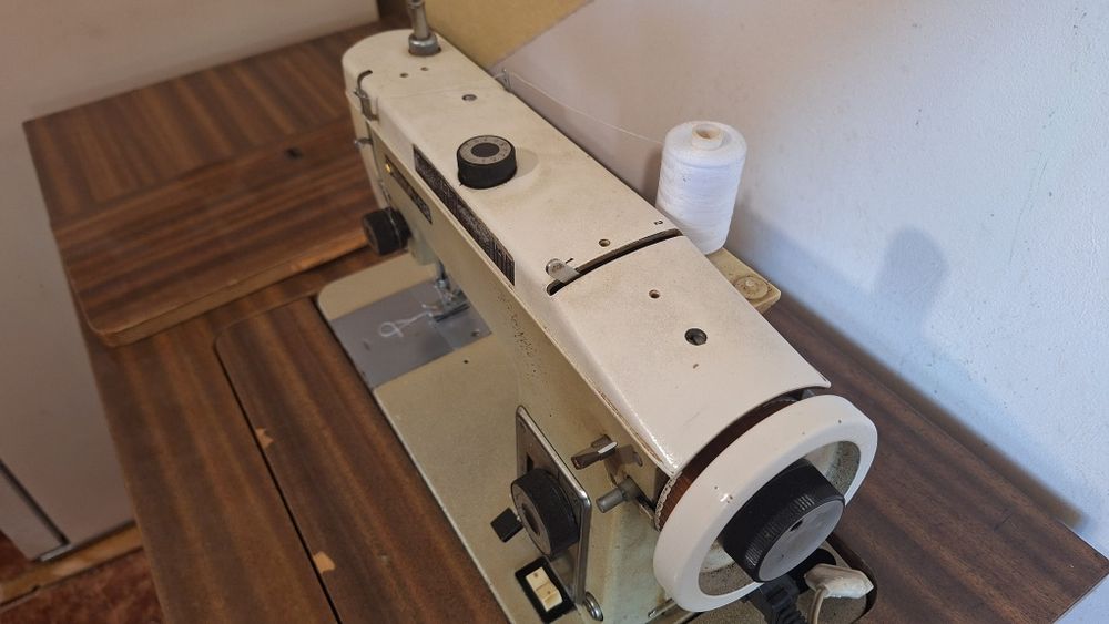 Шевна машина  Predom 438 lucznik