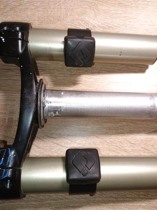 Rockshox BoXXer servisata recent