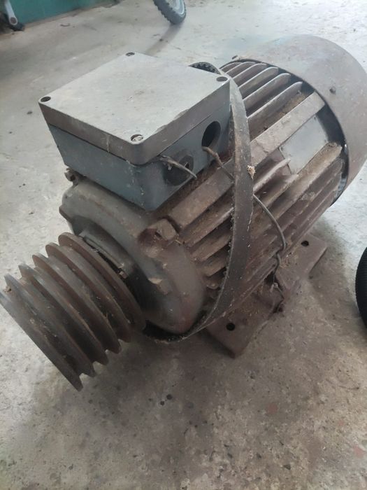 Трифазен електромотор 22 киловата  2900 оборота