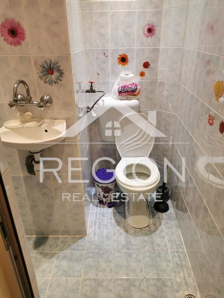 Дава се под наем Двустаен апартамент в Варна, Погреби - 61 кв.м за 459 € - Снимка #11