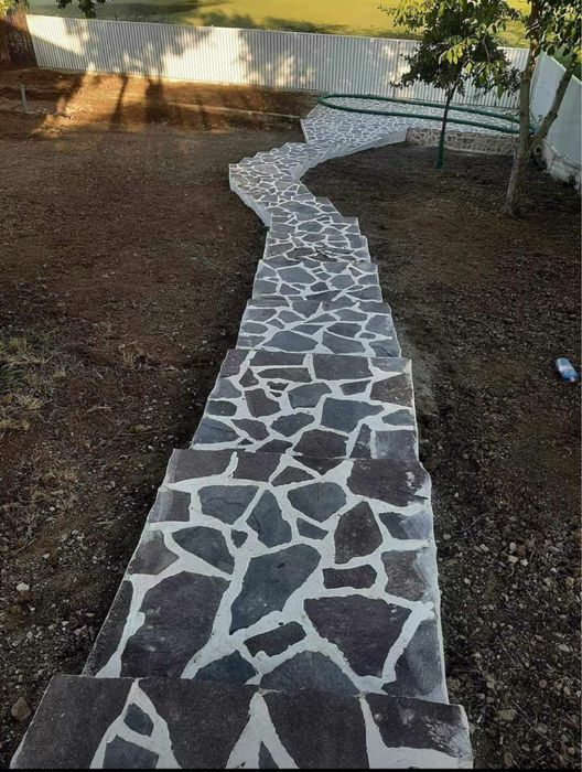 Piatra naturala de munte oriunde in tara + montat profesional