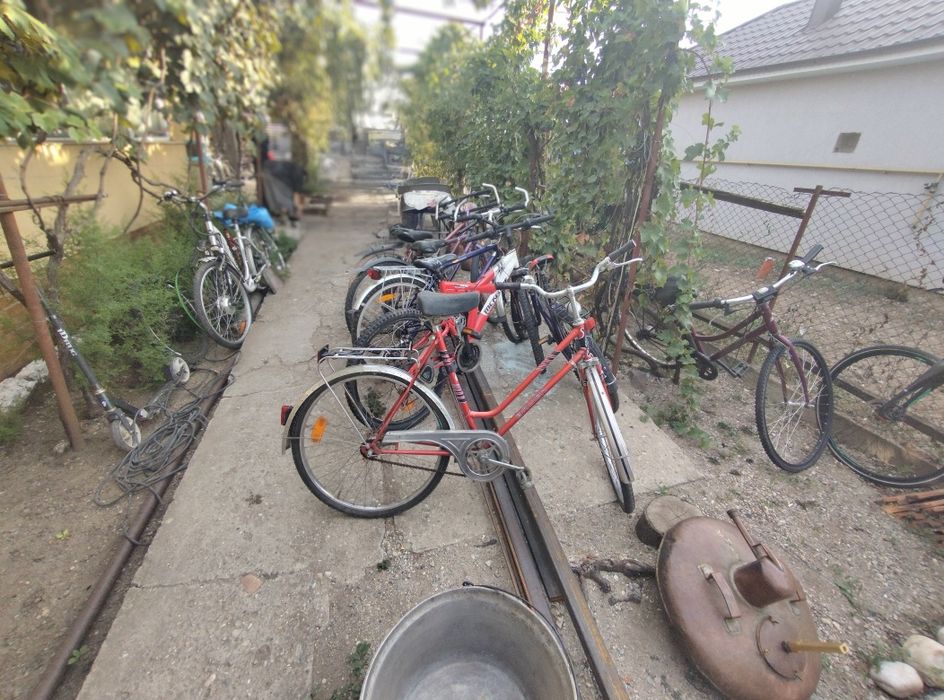 Se vand biciclete si suspensii