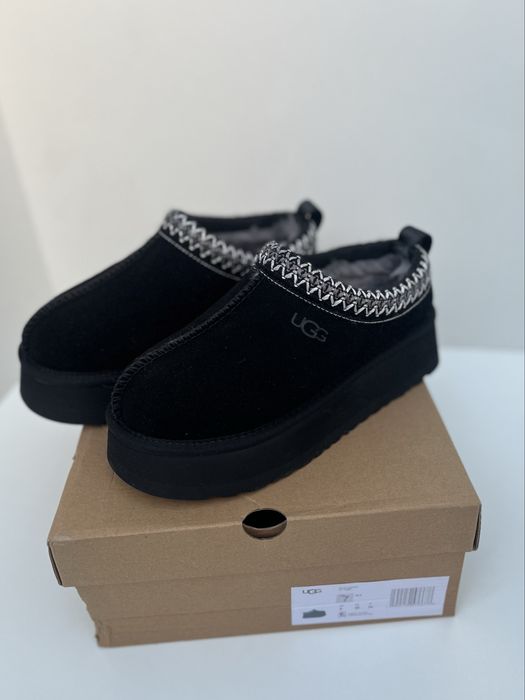 UGG Tazz Il noi marimea 38 negri/ black