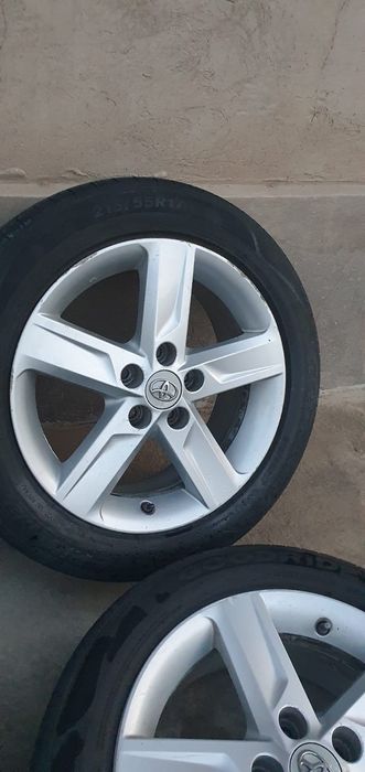 Камри 50 se диска r17
