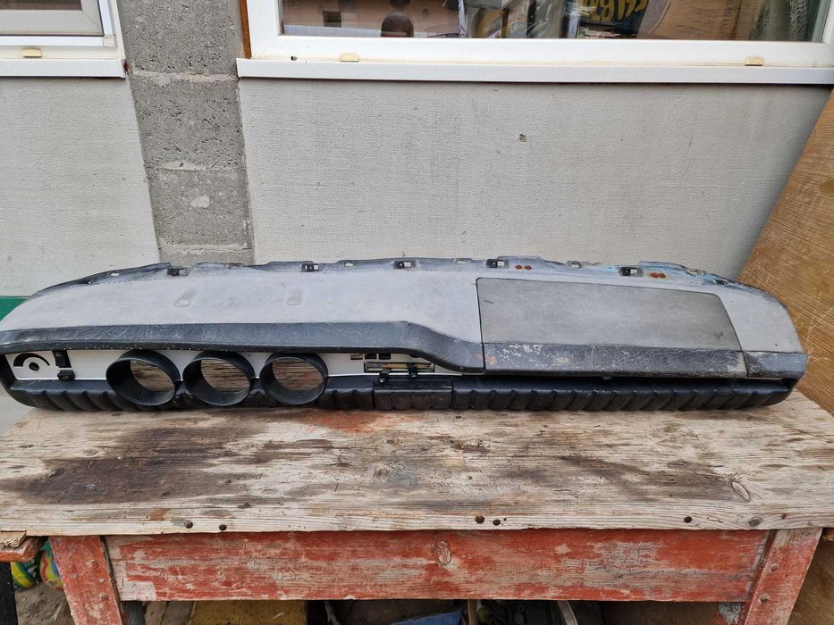 Bord Dacia 1300 | auto