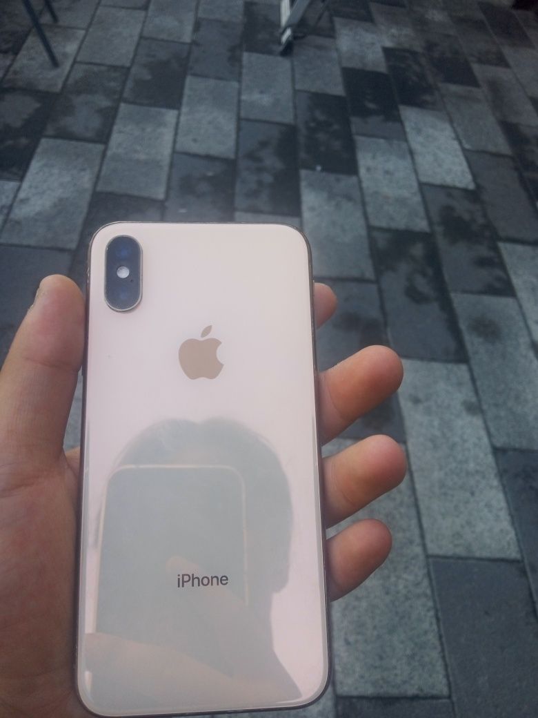 Iphone xs na 64 gb