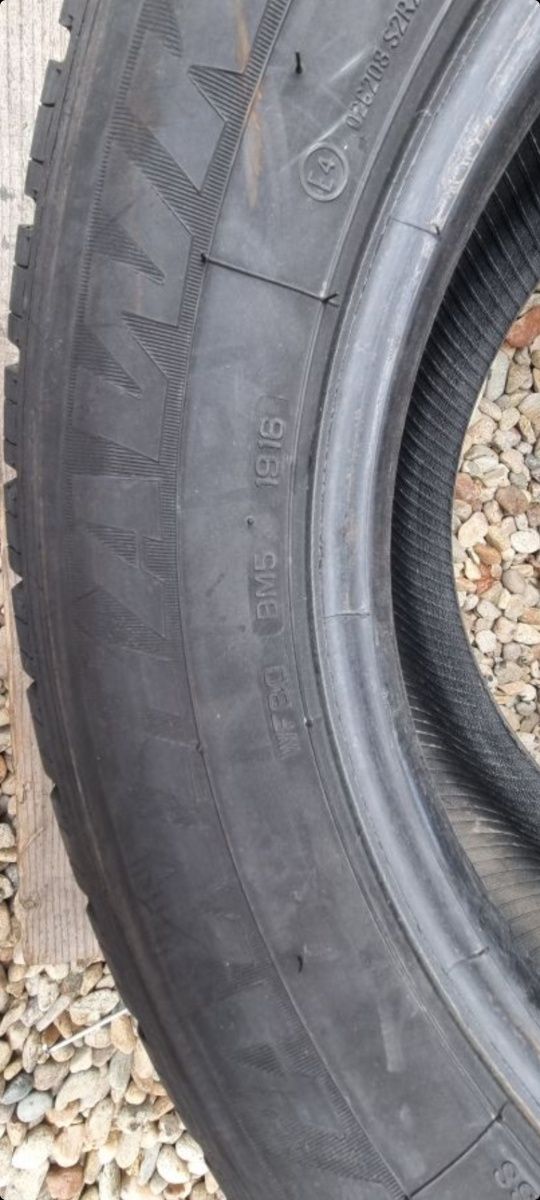 Anvelope Firestone VanHawk 
235/65 R16C 115/113R