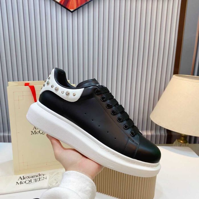 Alexander Mcqueen