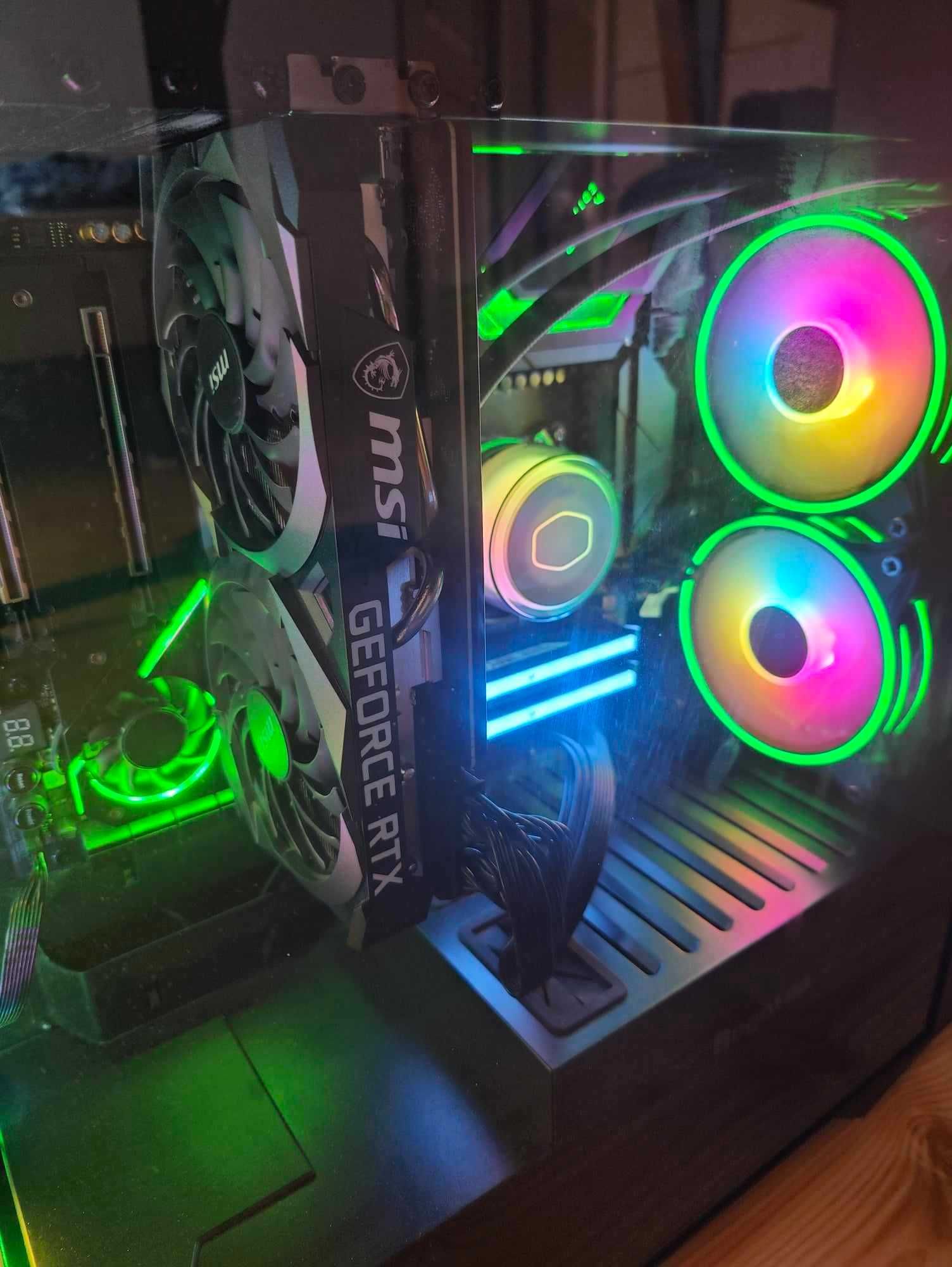 PC Gaming RTX 3070 + Ryzen 7 5800X + Razer Motherboard x570