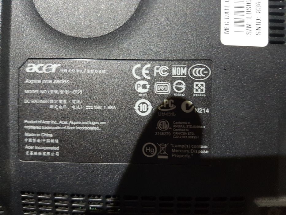 Acer aspire one ZG5