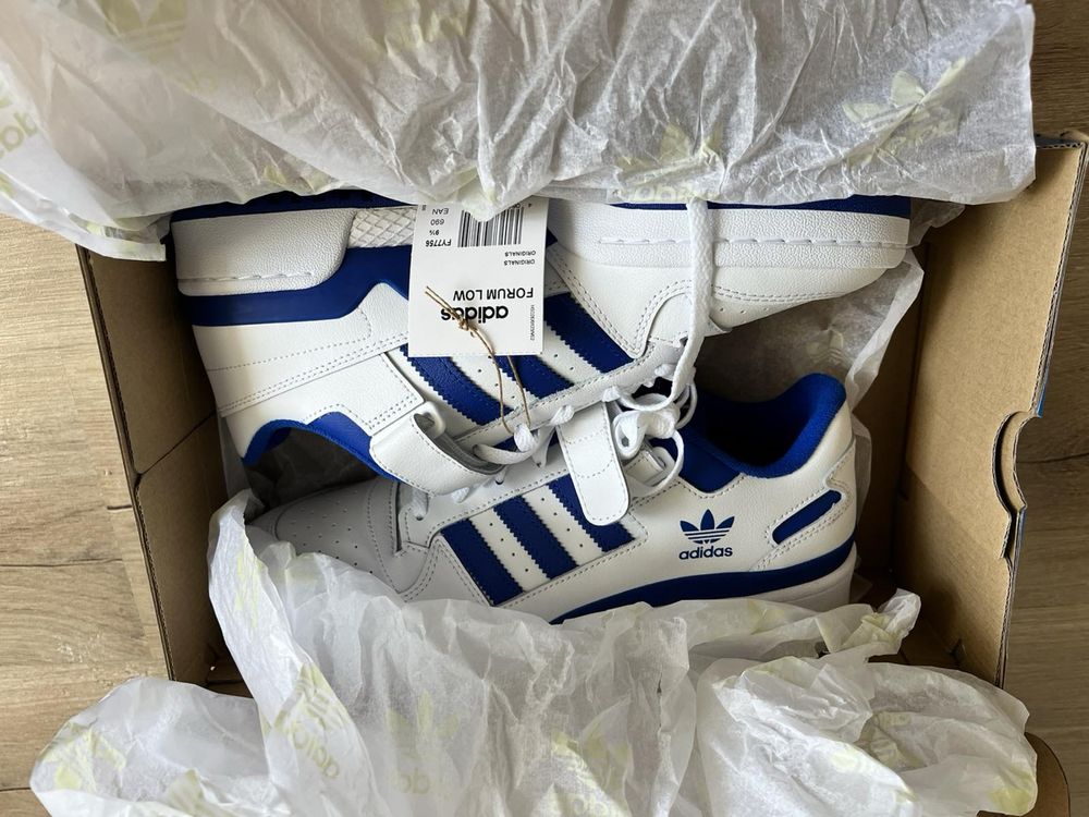 Маратонки Adidas