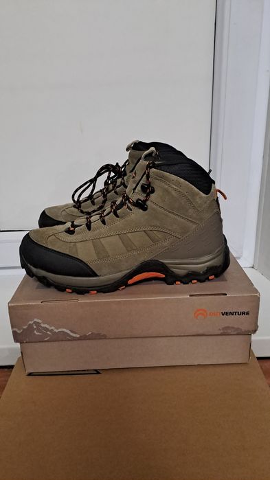 Ботинки спортивные