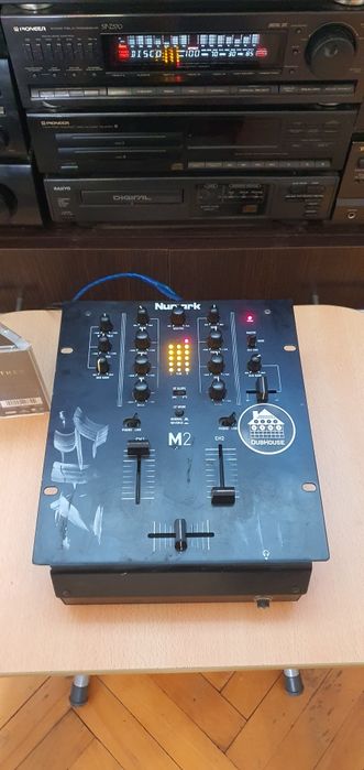 Vând mixer Numark M2 Black