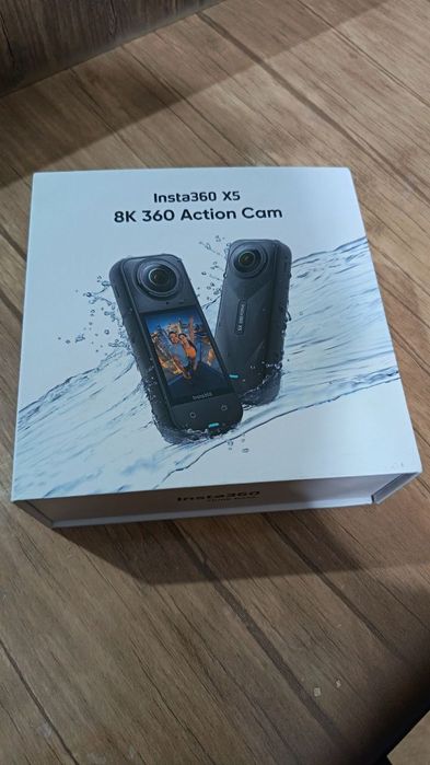 Kamera sotiladi  360 gradusli top toza yangi