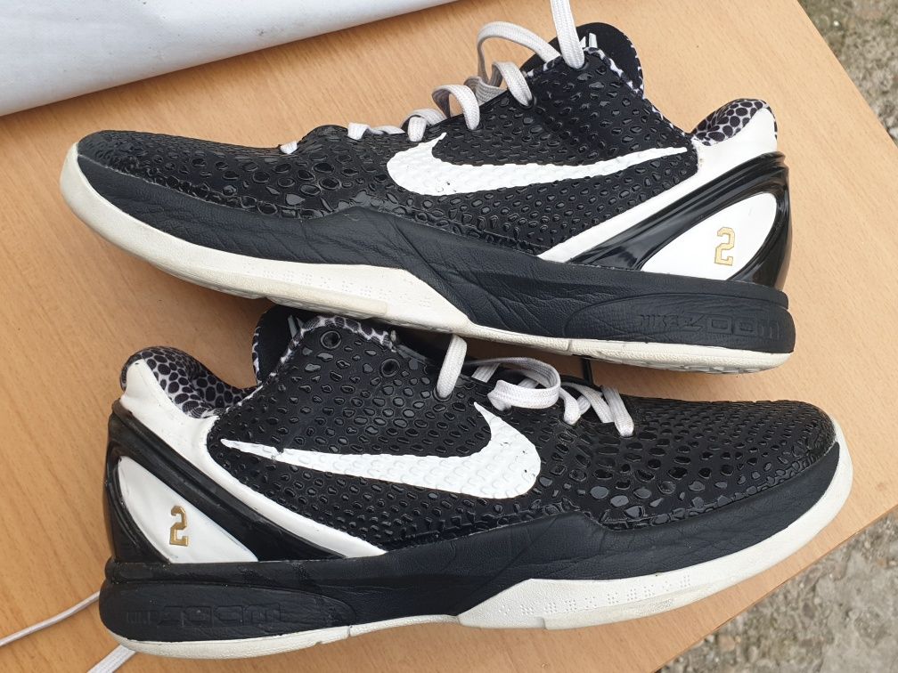 Adidas Nike Kobe gigi