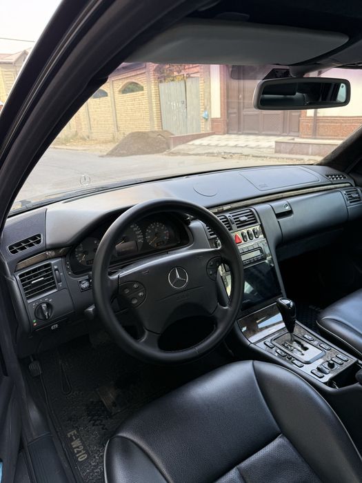 Mercedes w210, Avantgarde (Arenda)