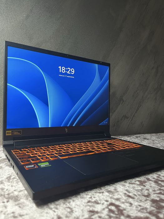 Laptop gaming Asus nitro v16
