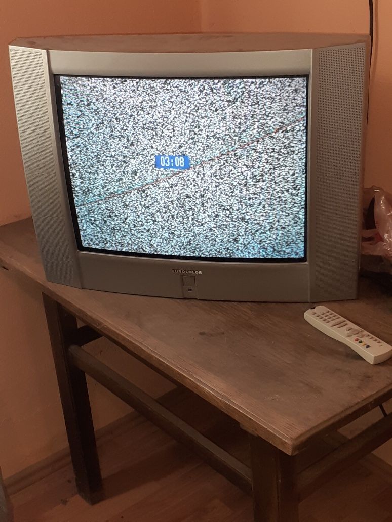 Televizor color cu telecomanda