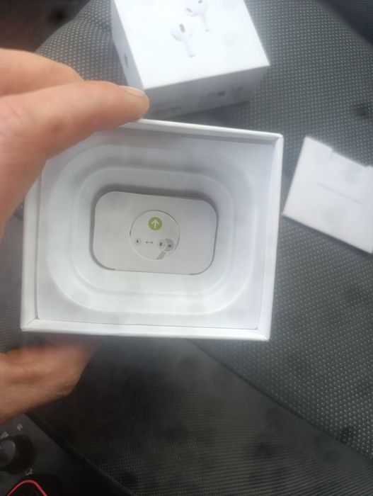 Airpods pro 3 în garanție, foarte puțin folosite, originale, se verifi