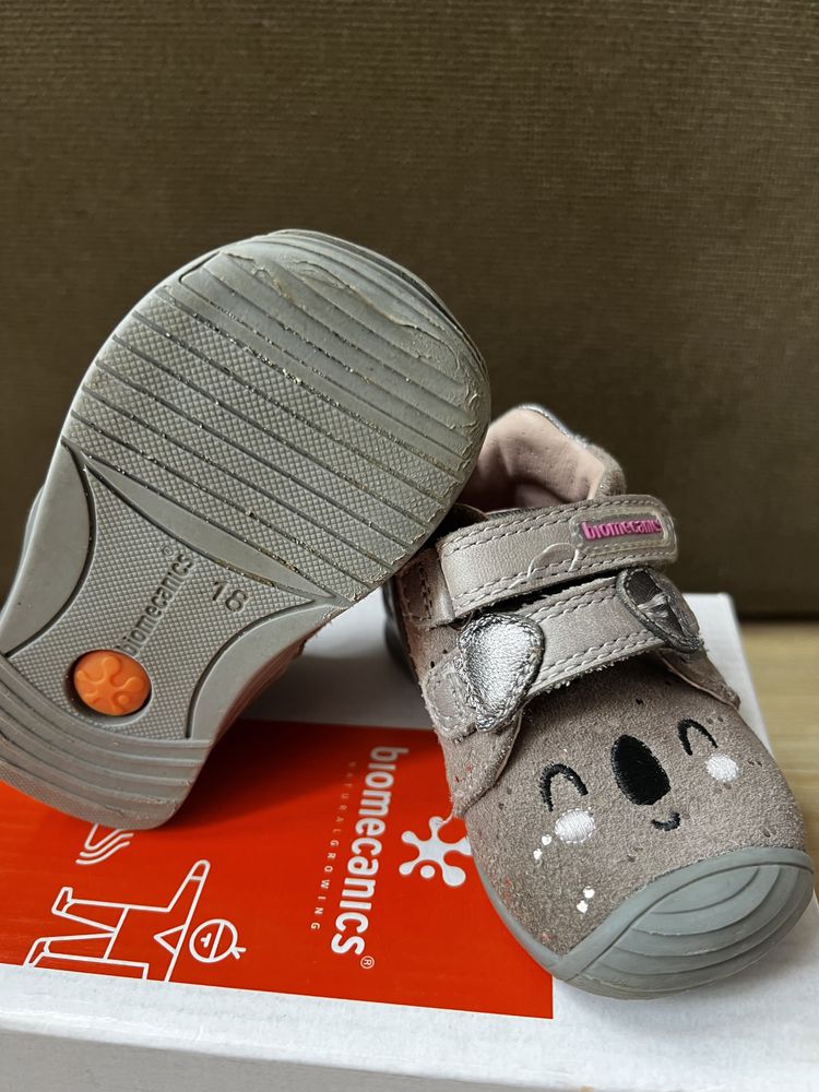 Бебешки обувки Биомеханикс размер 18