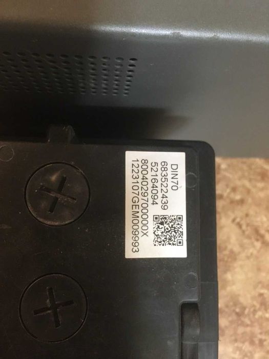 UPS Mercury Smart 1500 с аккумулятором 74 ампера выход 220 вольт