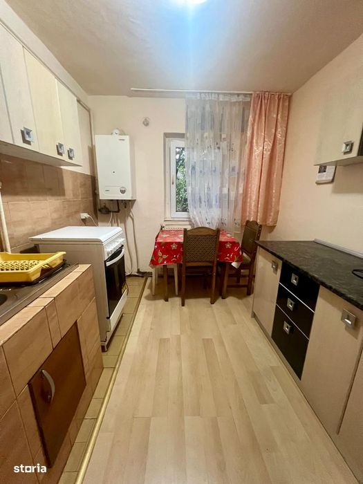 Apartament 2 camere 48mp zona Spital mobilat utilat 52.000eur neg