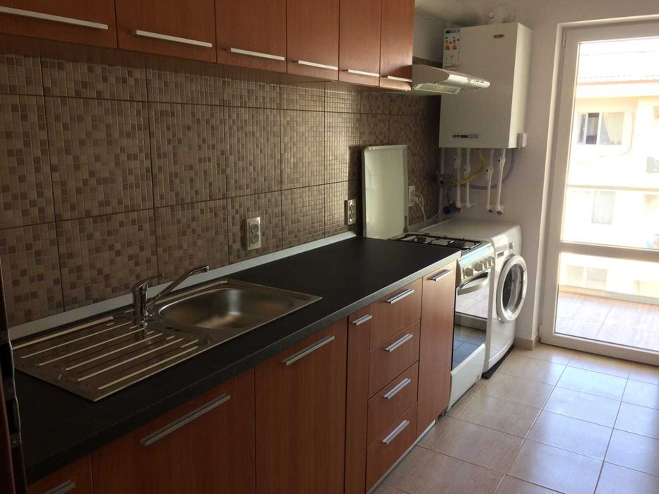 Prima Inchiriere garsoniera moderna Metrou Dimitrie Leonida