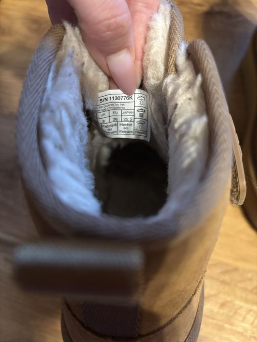 UGG Neumel marimea 36