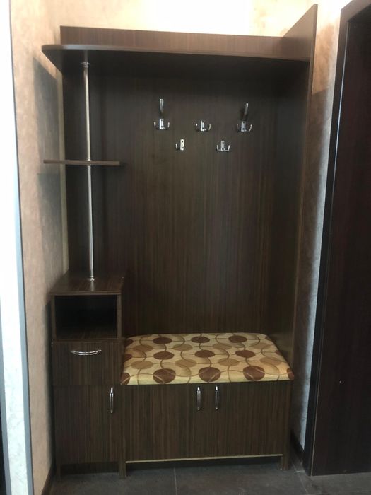 Прихожая б/у.