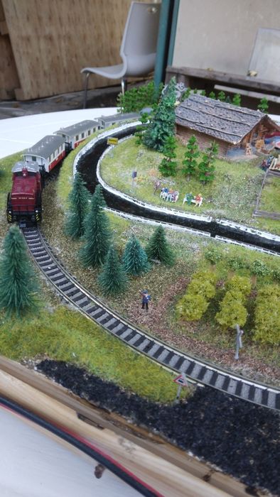 Diorama trenulet electric scara n