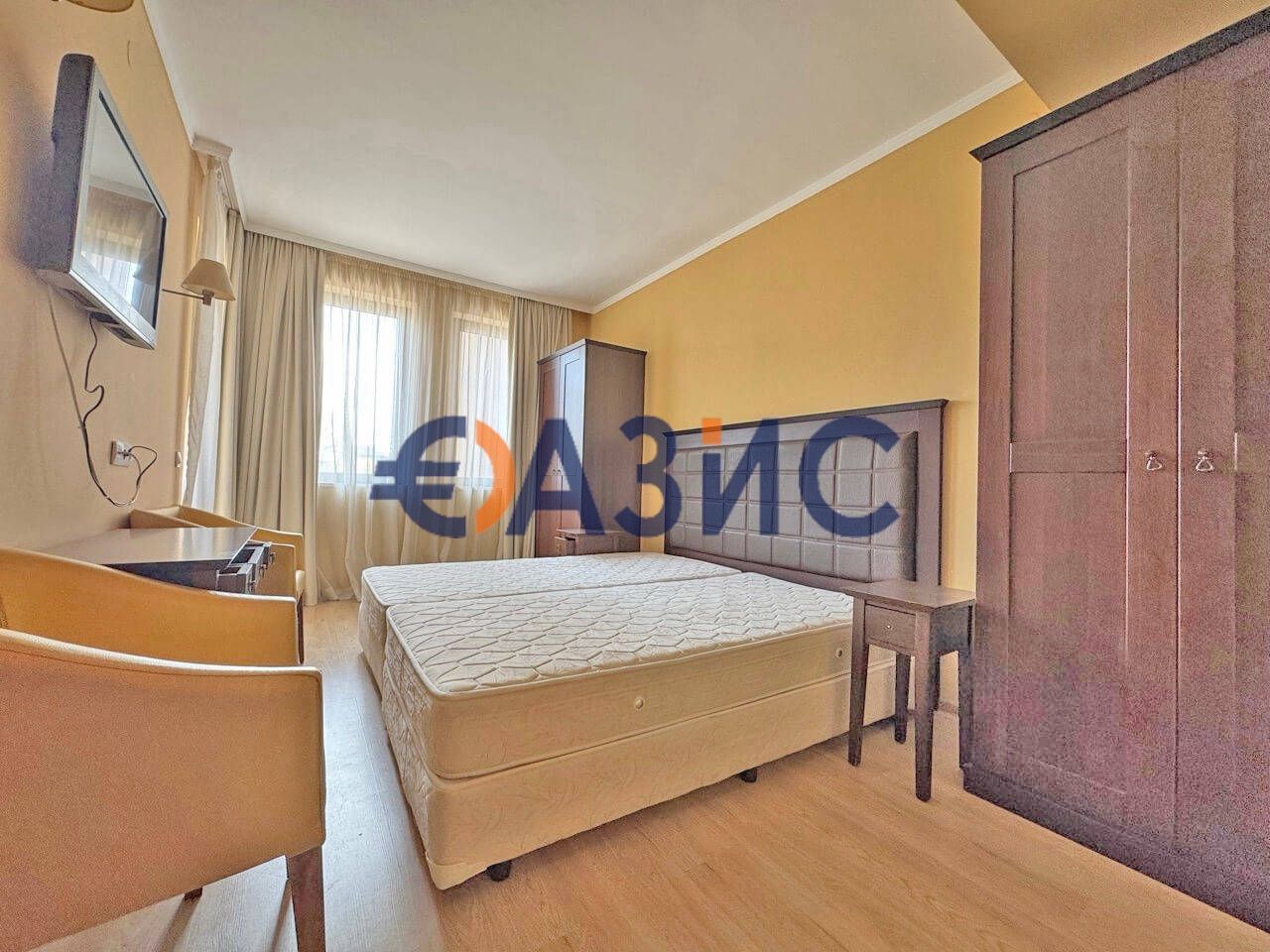 Продава се Двустаен апартамент в к.к. Слънчев бряг - 69 кв.м за 1283 €/кв.м - Снимка #5