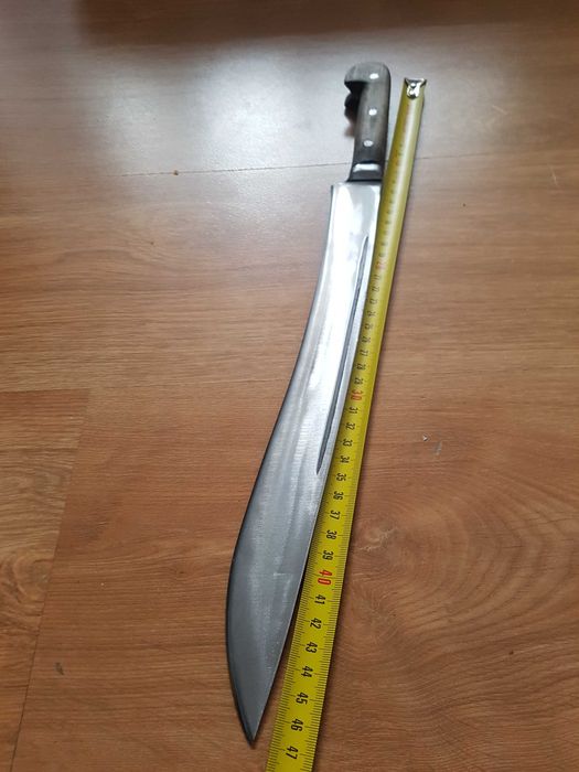 Ятагановиден нож каракулак