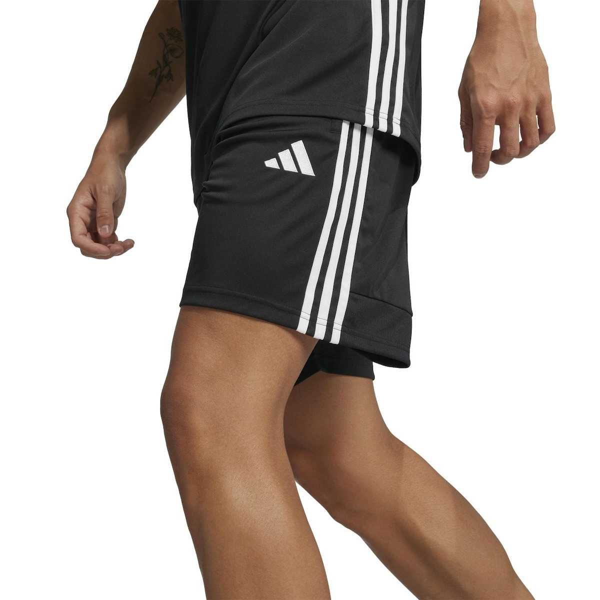 Промо! Adidas оригинални къси панталони